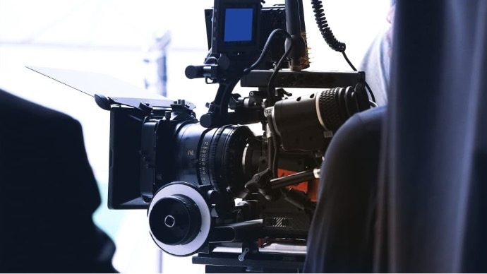 Eine professionelle Filmkamera.